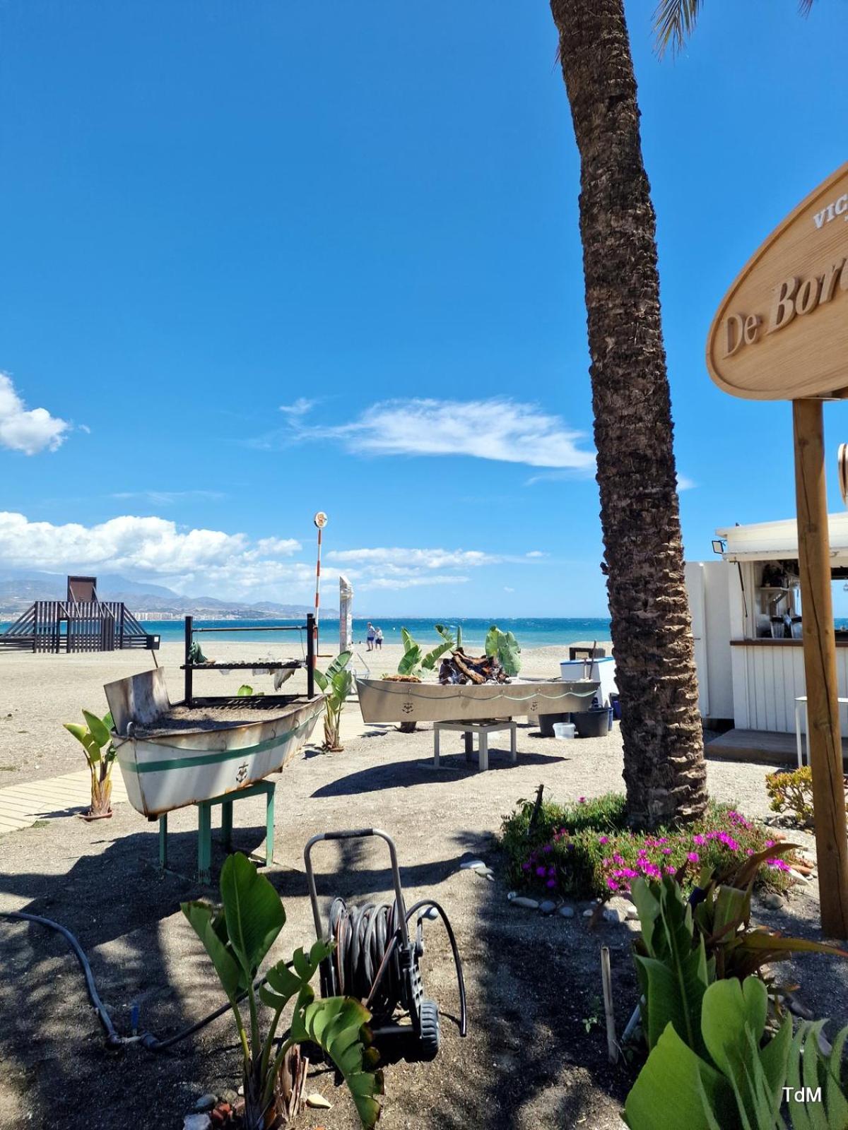 Apartment Caradridos Torre Del Mar Centro 1 Minute From The Beach Luaran gambar
